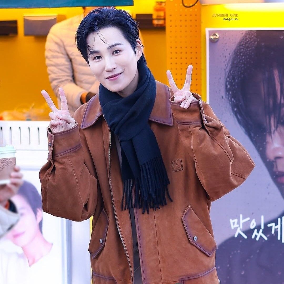 Foto kegiatan terbaru dari Kim Heejae