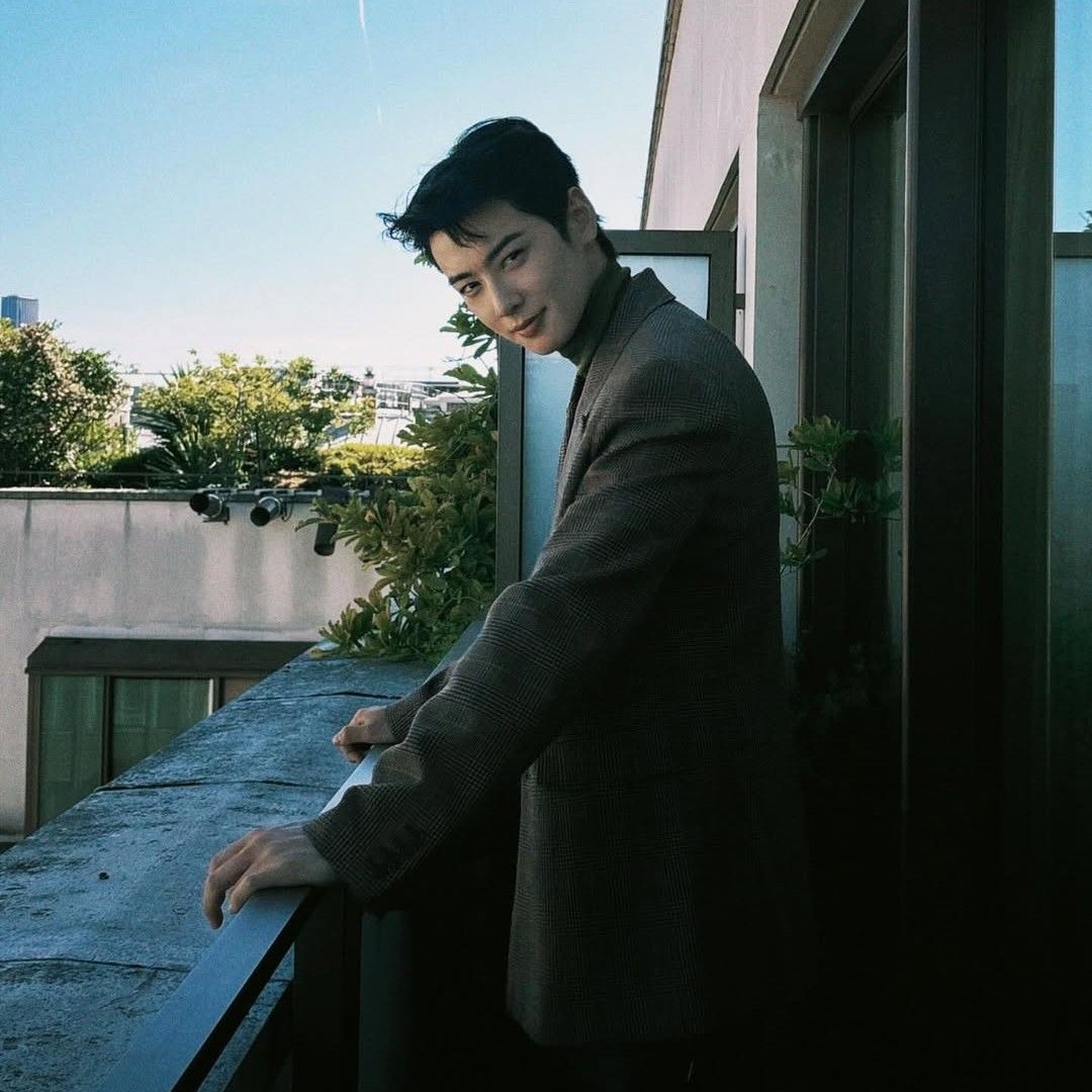 Cuplikan di balik layar dari Cha Eunwoo