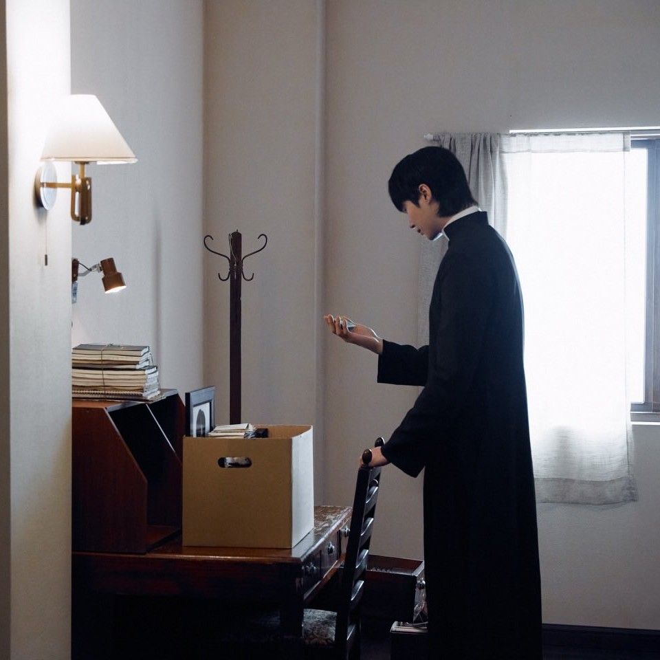 Behind-the-scenes cut of Byeon Wooseok