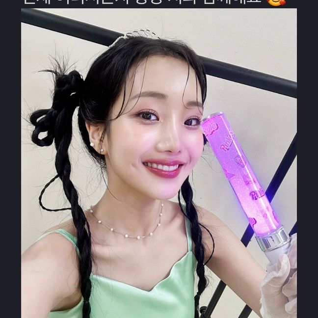Behind-the-scenes cut of Kim Soyeon (2004)