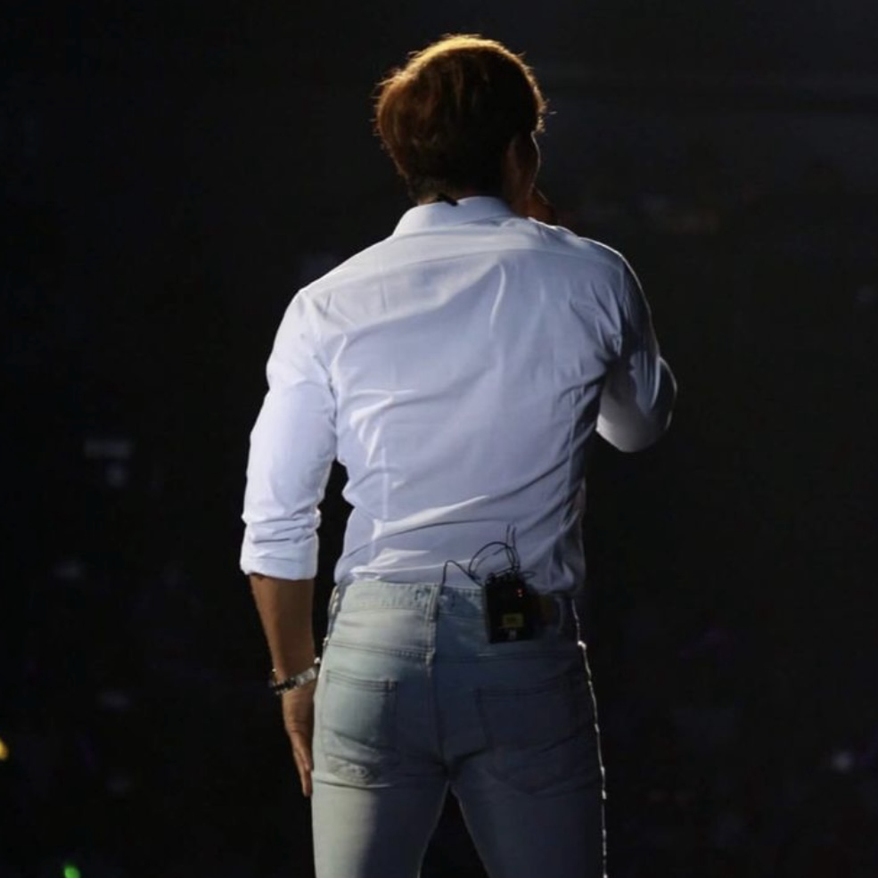Recent activity shot of Kim Jongkook