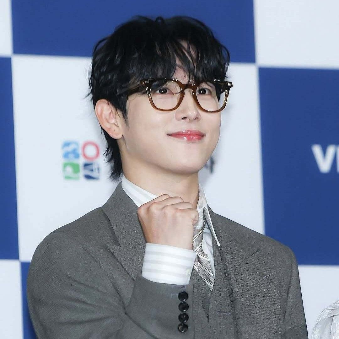 Recent activity shot of Lim Siwan