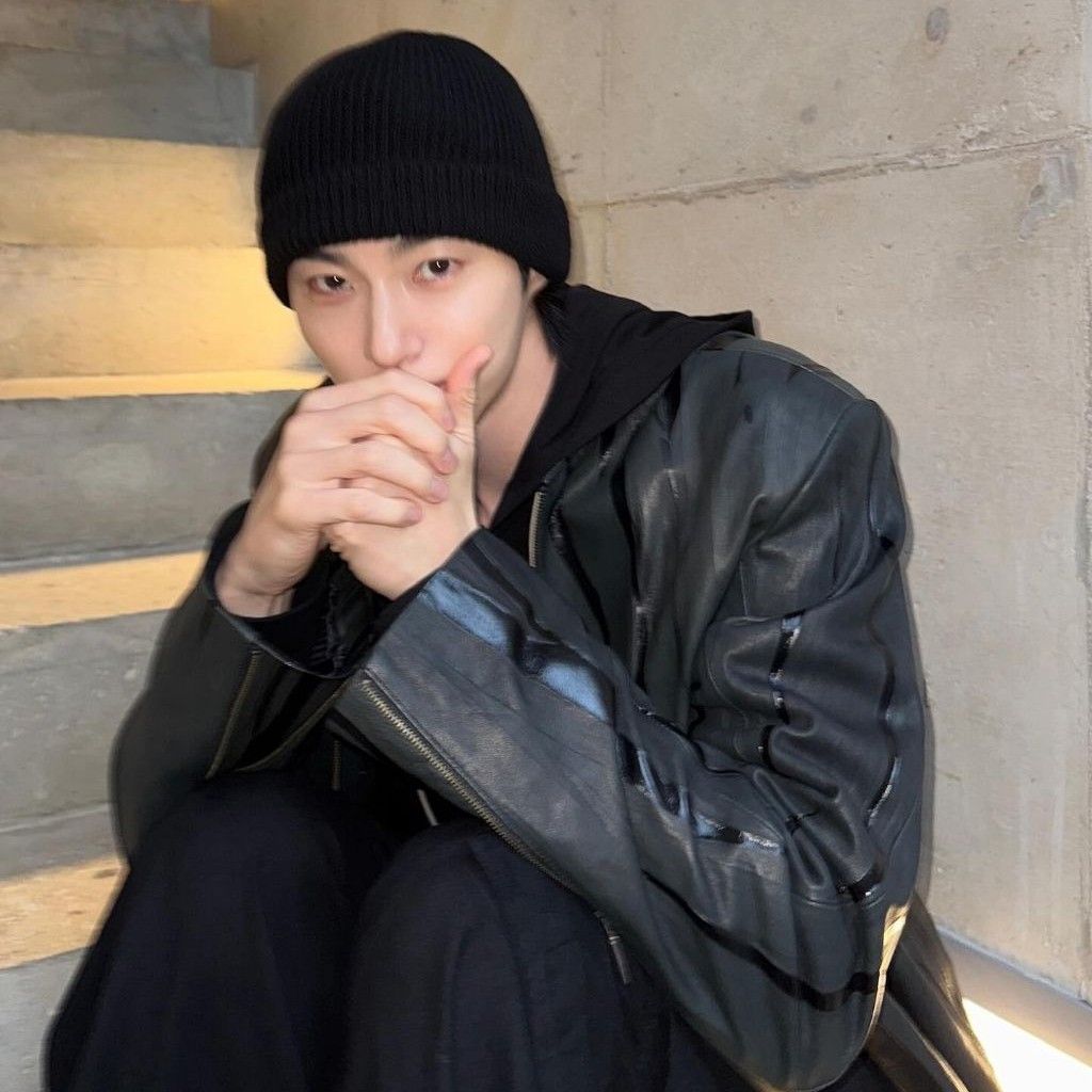 Latest photo of Byeon Wooseok