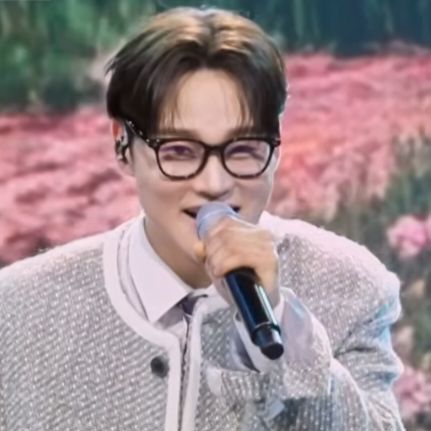 パク・ソジンの最近の活動ショット