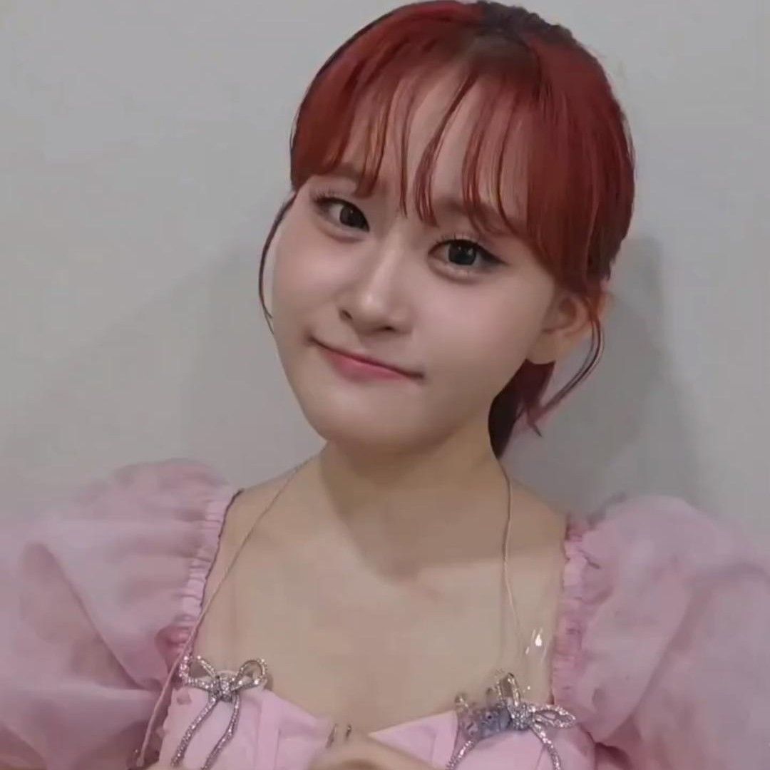 Momen yang diabadikan oleh penggemar Kim Dahyun