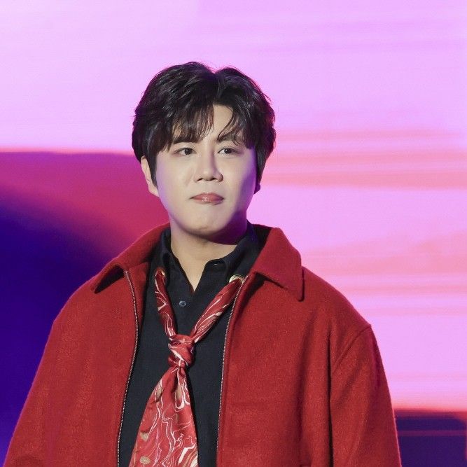 Behind-the-scenes cut of Jin Haesung