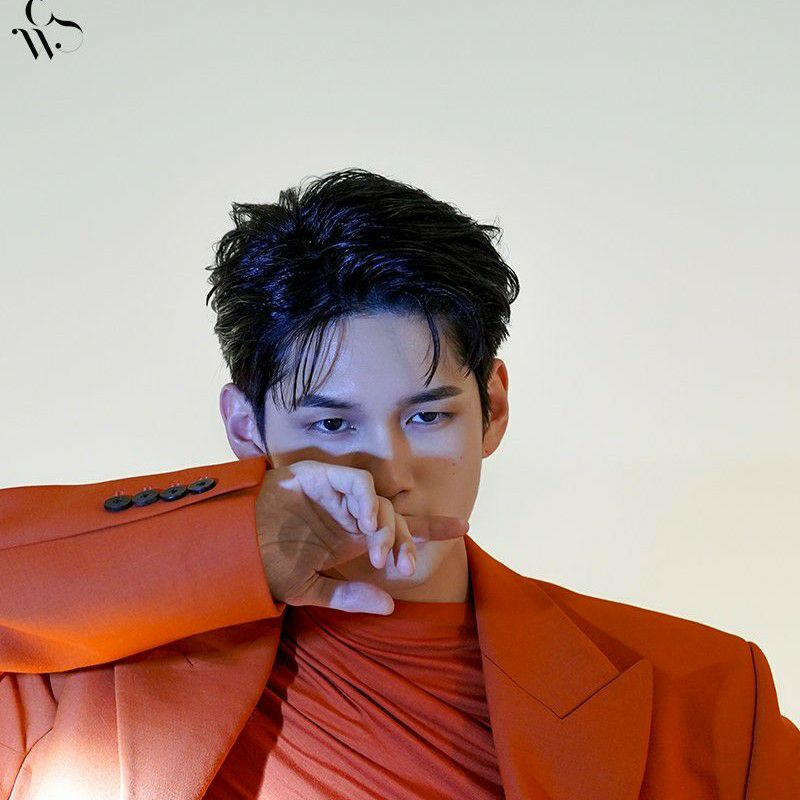Momen yang diabadikan oleh penggemar Ong Seongwu
