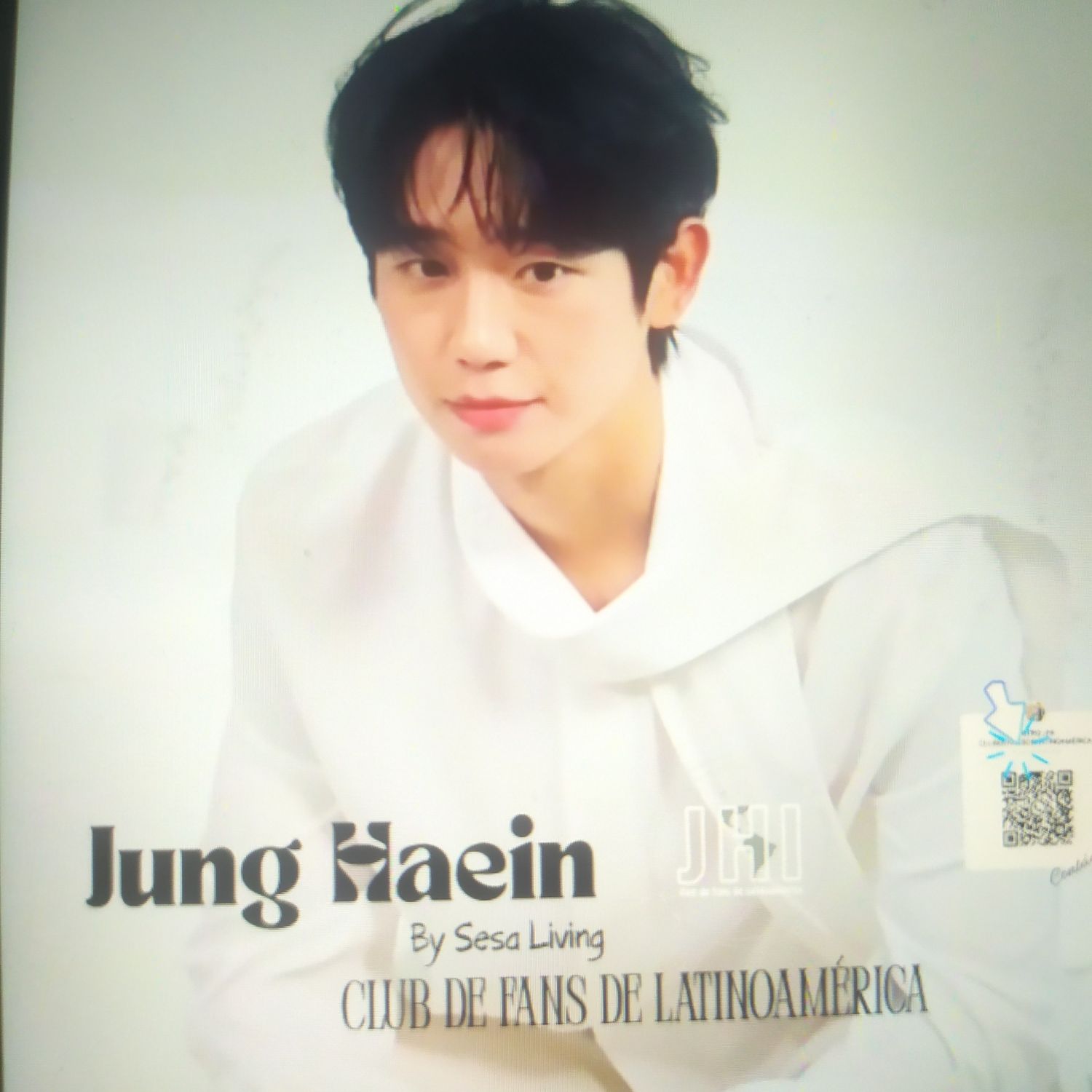 Behind-the-scenes cut of Jung Haein