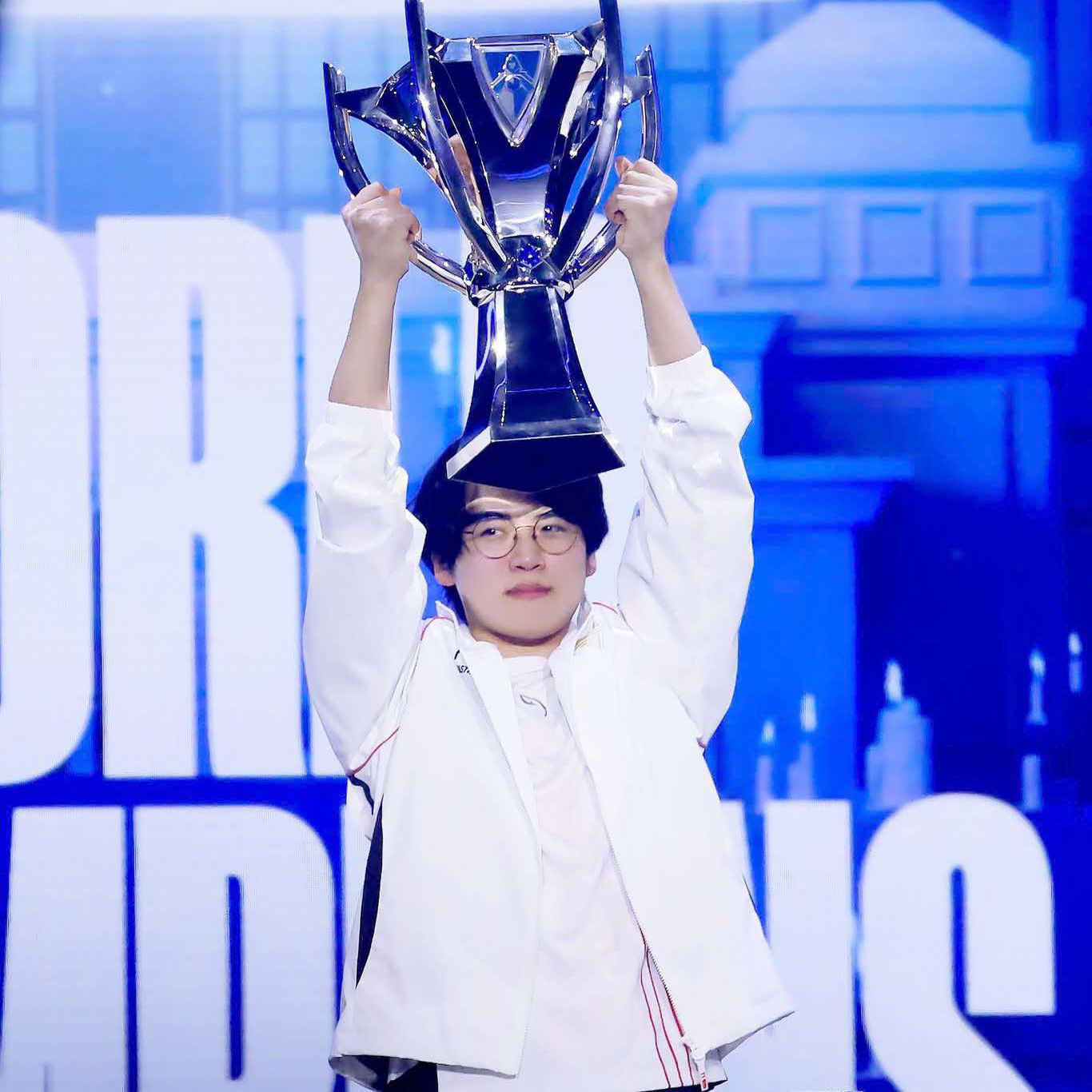 A moment captured by a fan of Gumayusi