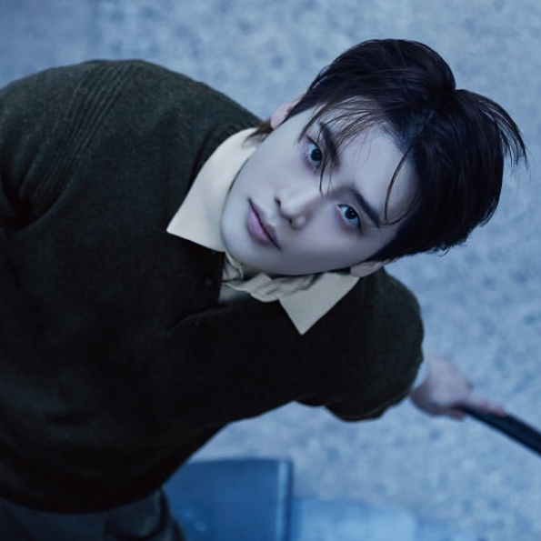 Recent activity shot of Lee Jongsuk