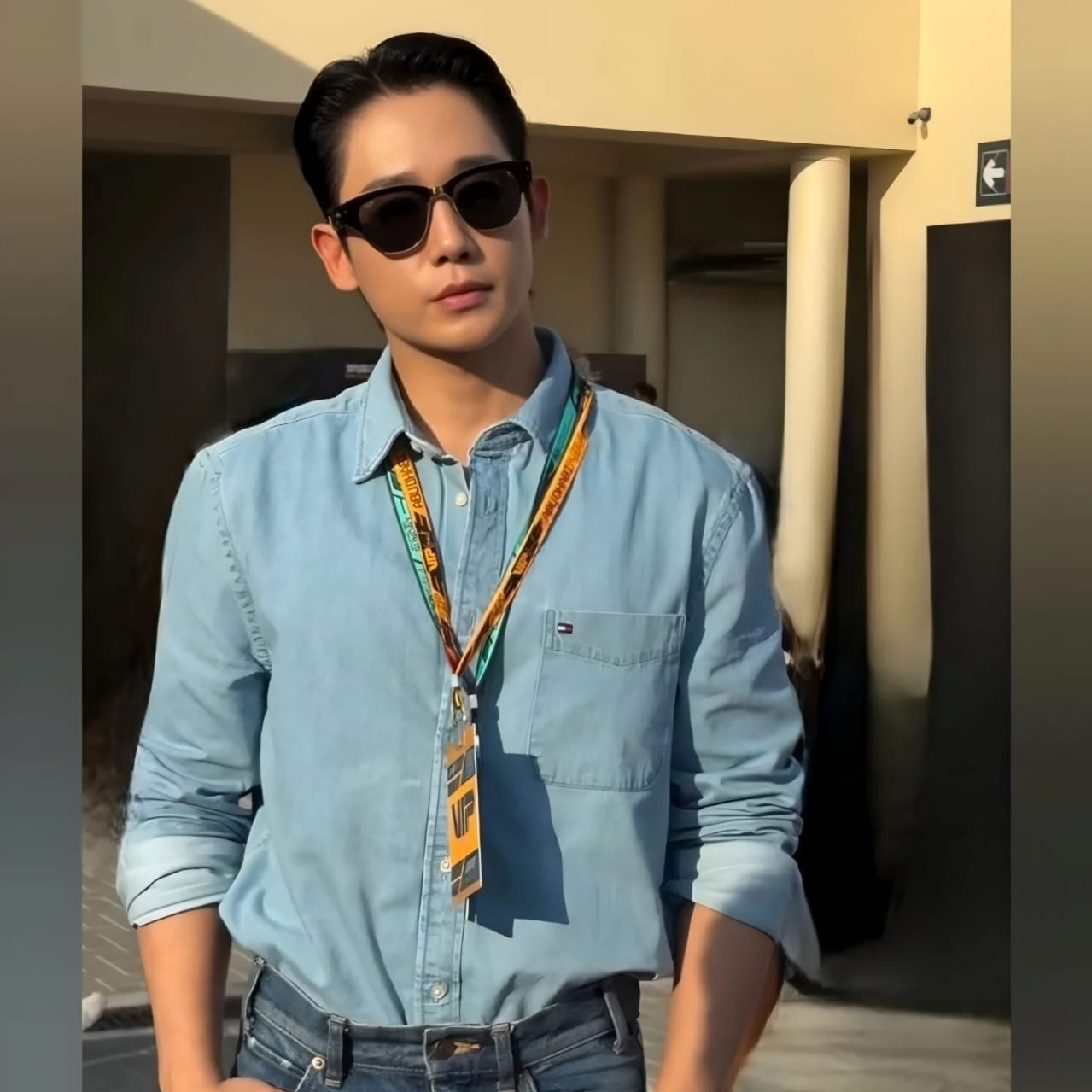 粉丝拍下的丁海寅瞬间