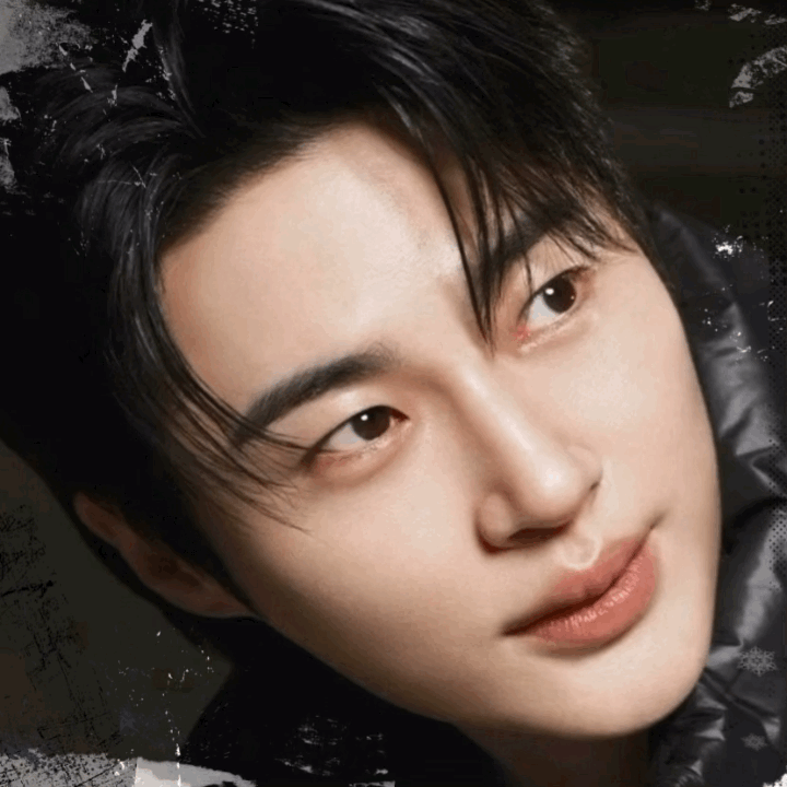 Latest photo of Byeon Wooseok