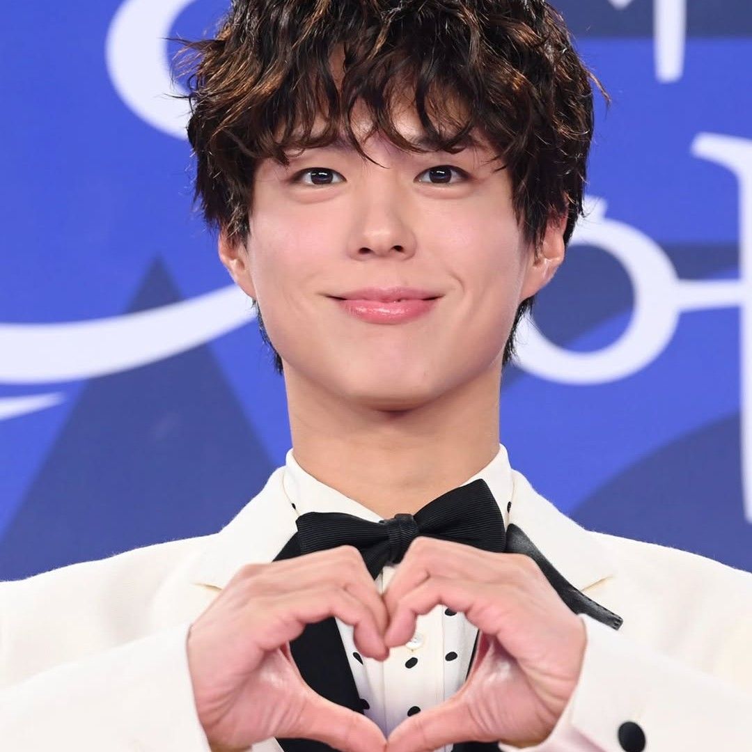 Recent activity shot of Park Bogum