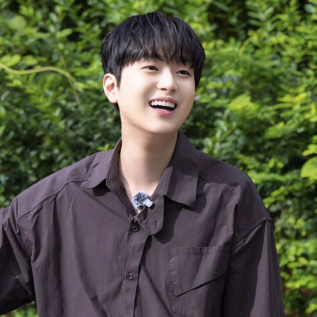 이찬원의 최신 사진