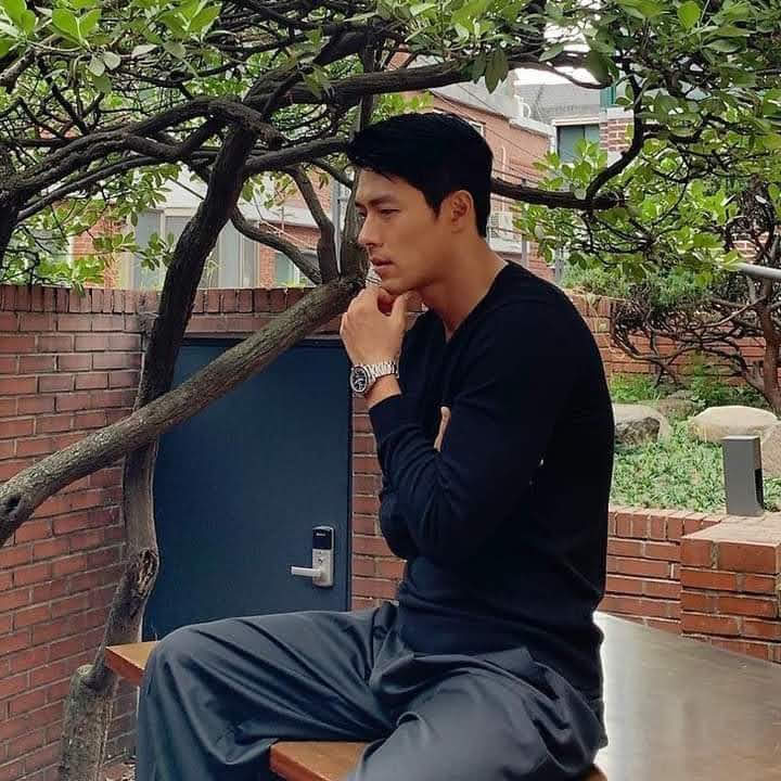 粉丝拍下的玄彬瞬间