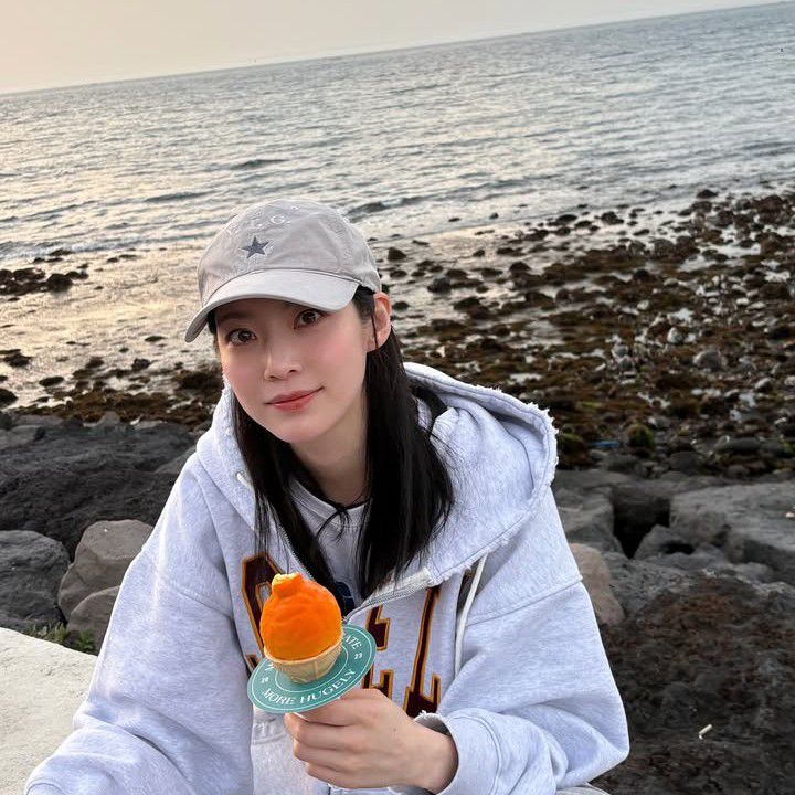 A moment captured by a fan of Gong Seungyeon