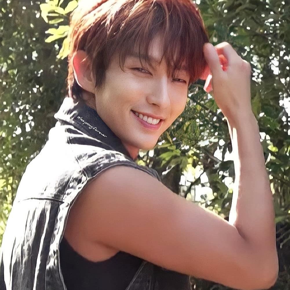 Recent activity shot of Lee Joongi