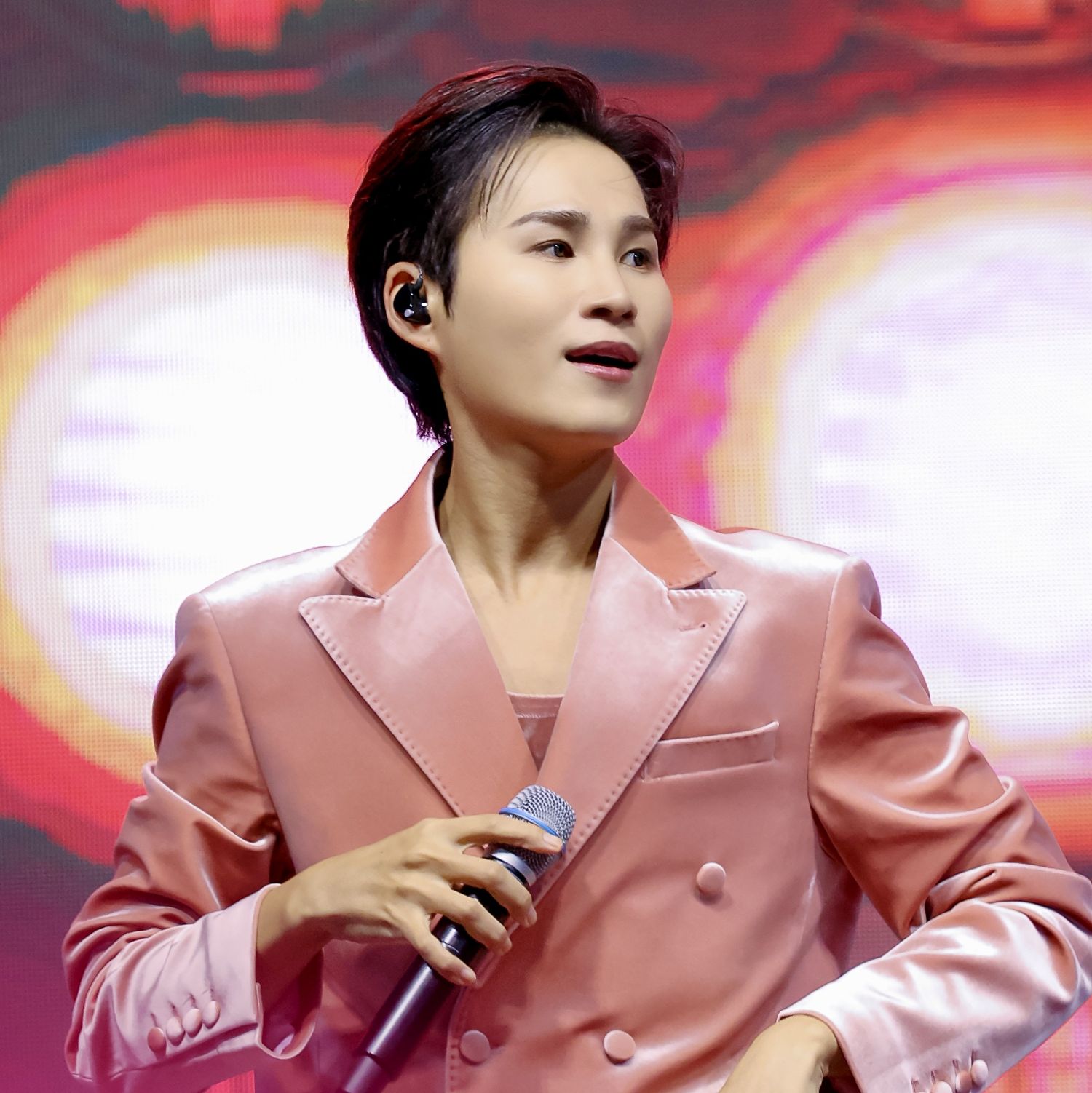 粉絲拍下的金熙栽瞬間