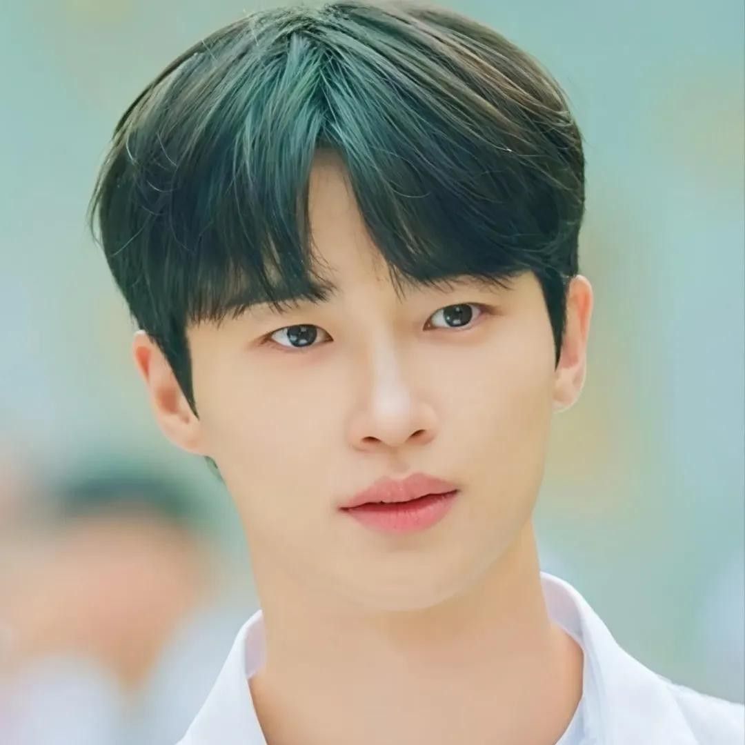 A moment captured by a fan of Byeon Wooseok