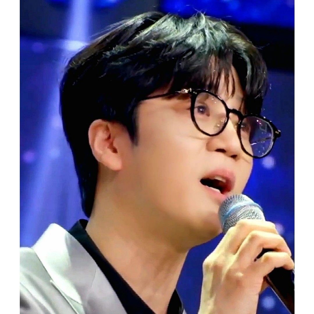 A moment captured by a fan of Park Jihoo (Mr. Trot 3)