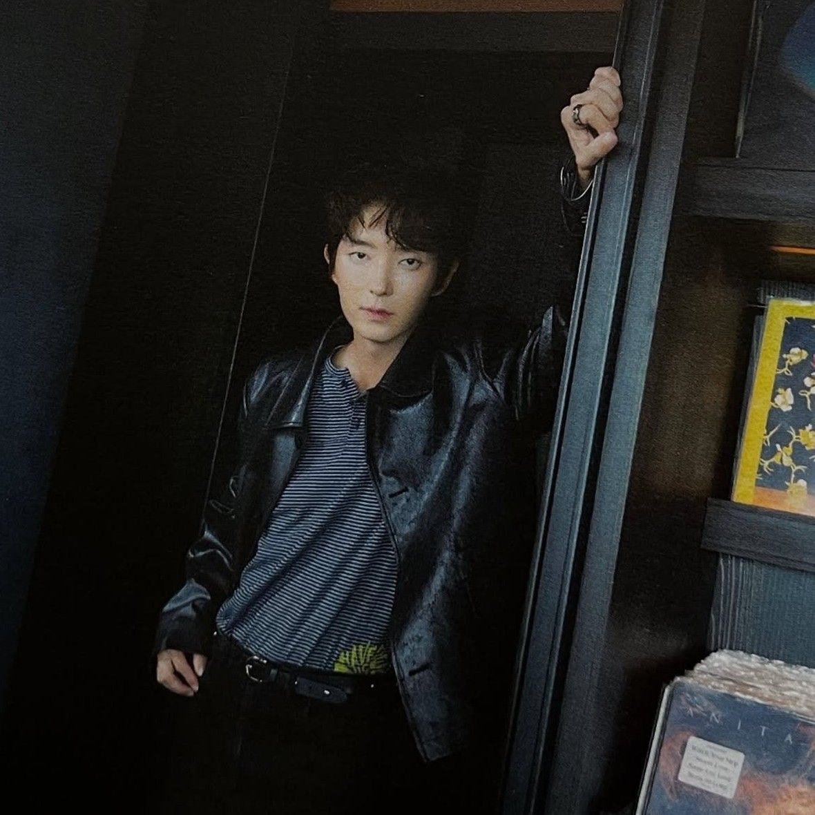 Behind-the-scenes cut of Lee Joongi