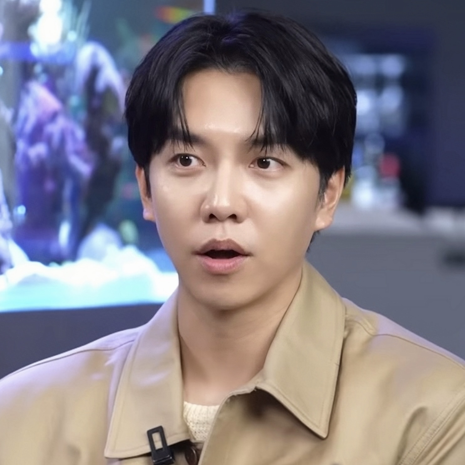 Cuplikan di balik layar dari Lee Seunggi