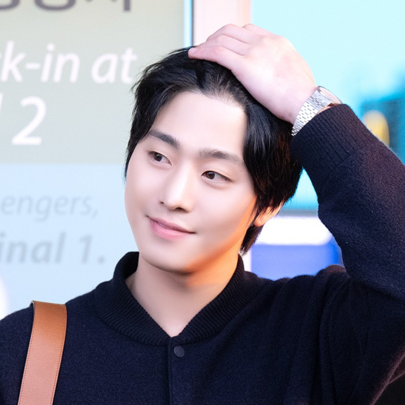A moment captured by a fan of Ahn Hyoseop