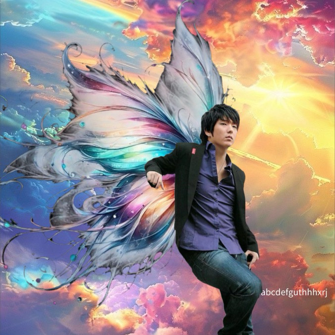 A moment captured by a fan of Lee Joongi