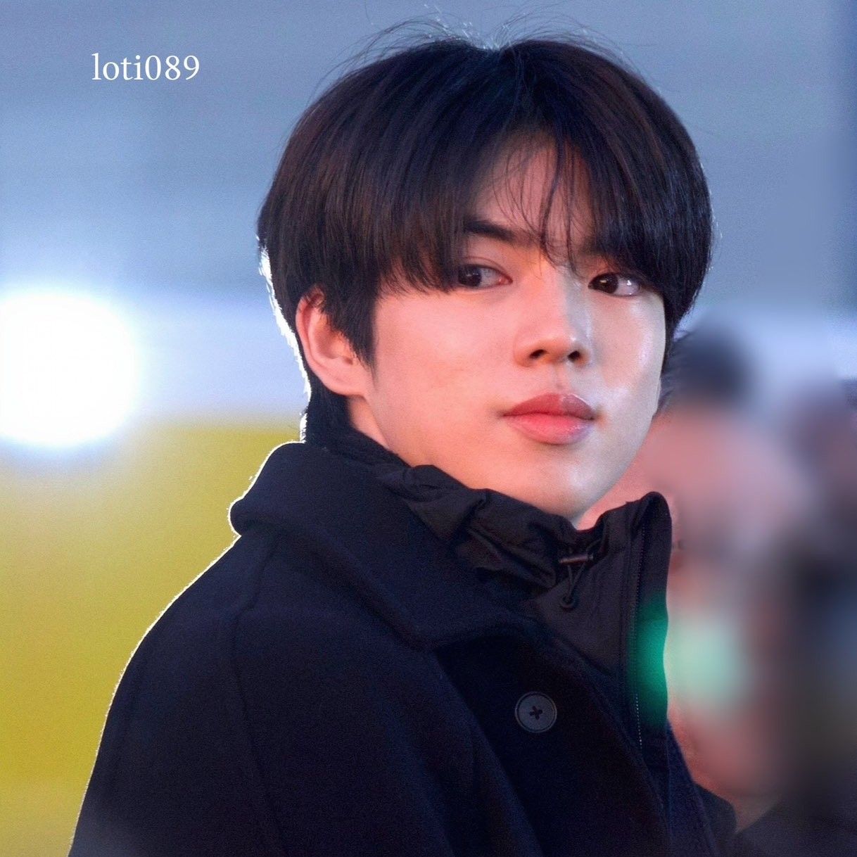 Behind-the-scenes cut of Cha Junhwan