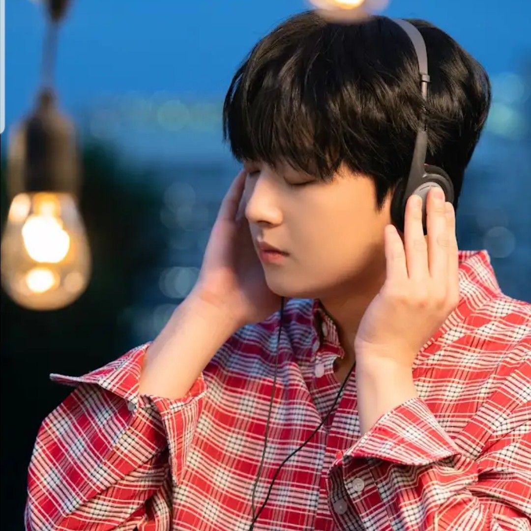 Momen yang diabadikan oleh penggemar Lee Chanwon