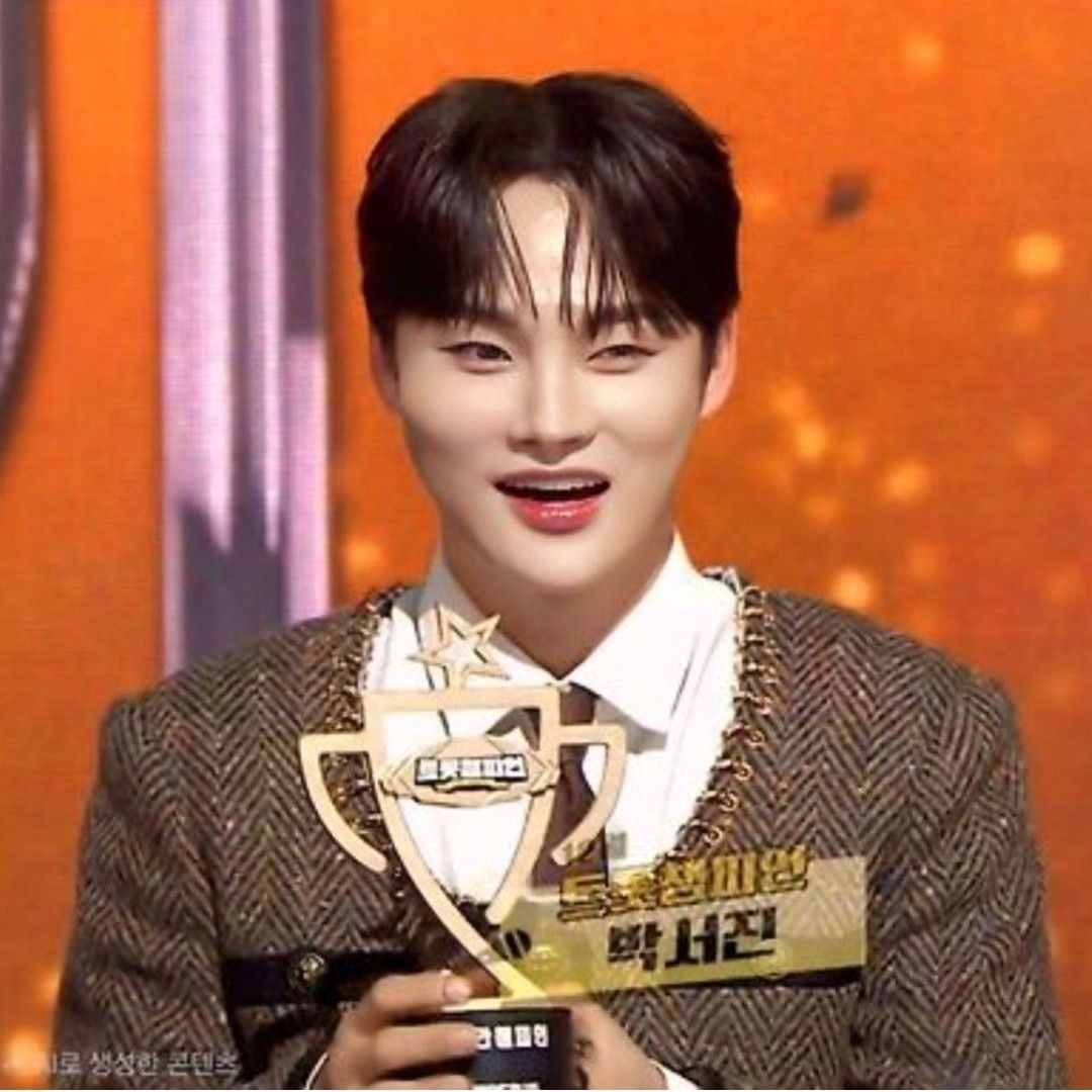 パク・ソジンの最近の活動ショット