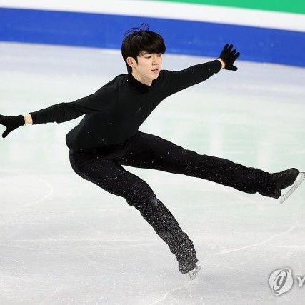 A moment captured by a fan of Cha Junhwan