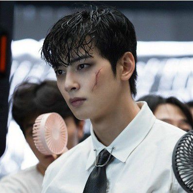 Foto terbaru dari Cha Eunwoo