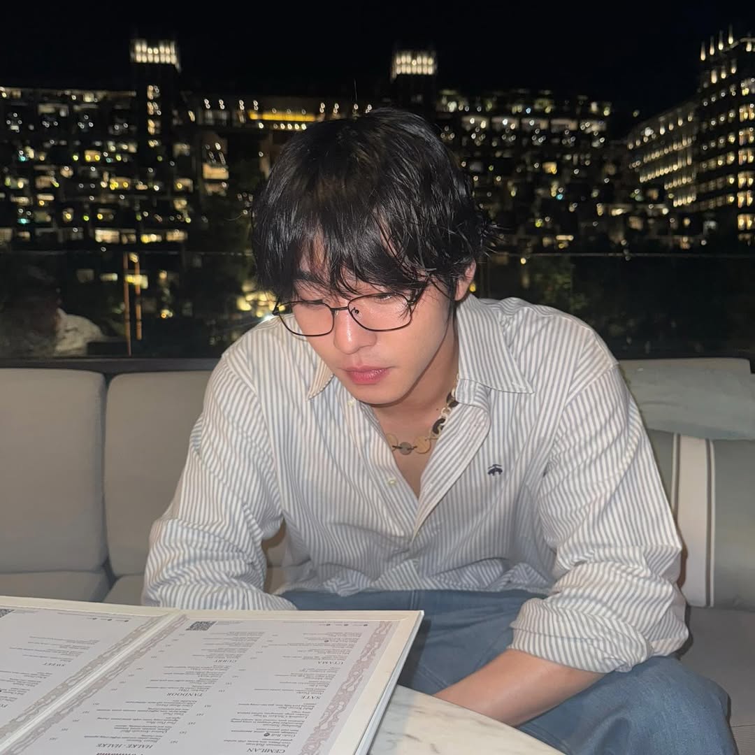 Latest photo of Ahn Hyoseop