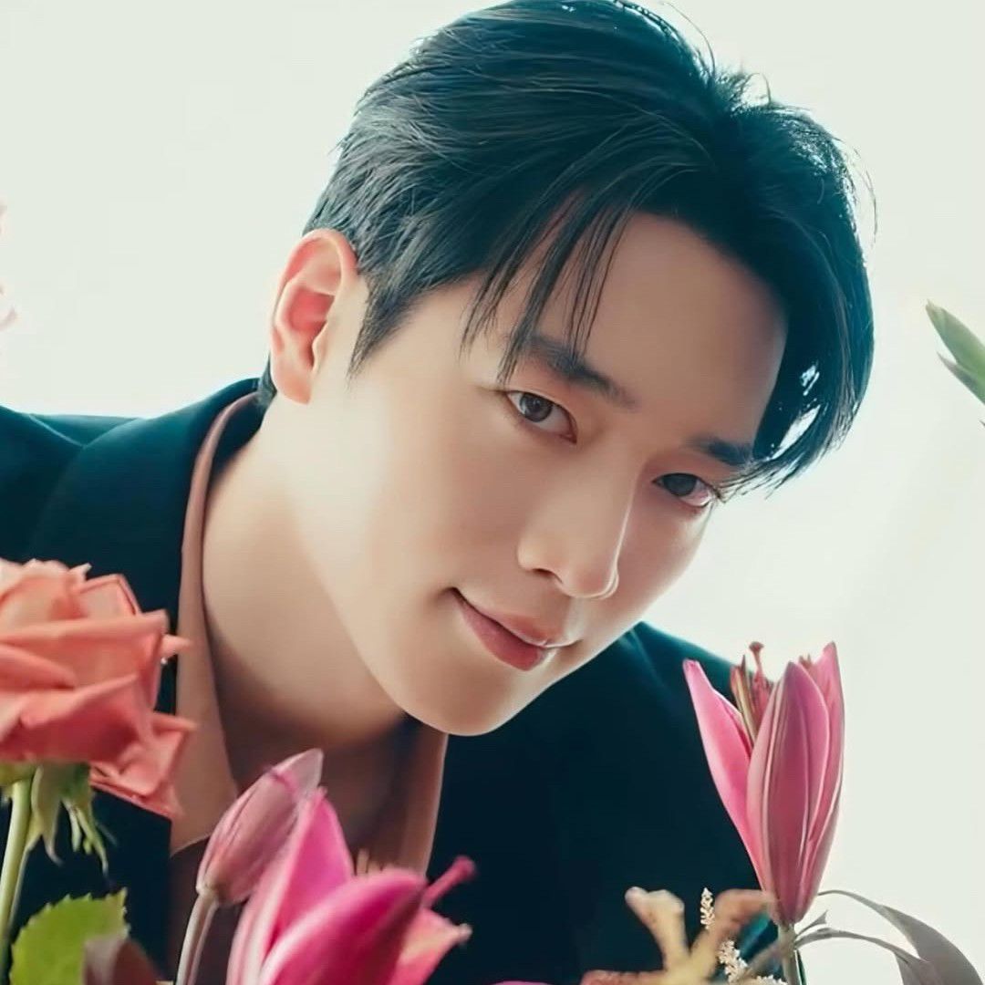A moment captured by a fan of Seo Kangjoon