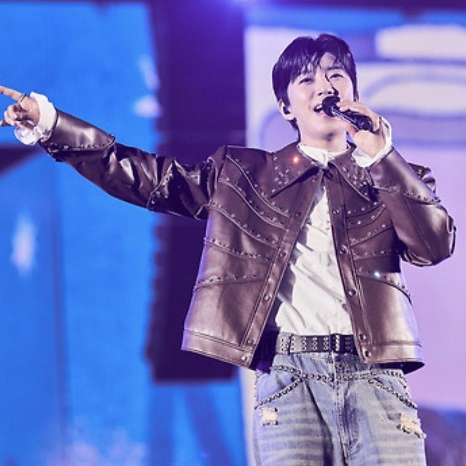 Behind-the-scenes cut of Lim Youngwoong