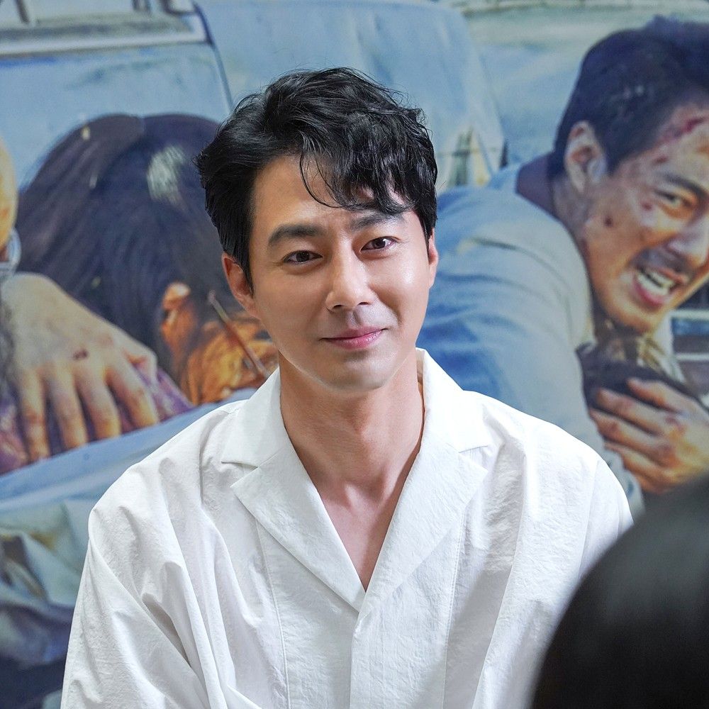 Recent activity shot of Jo Insung