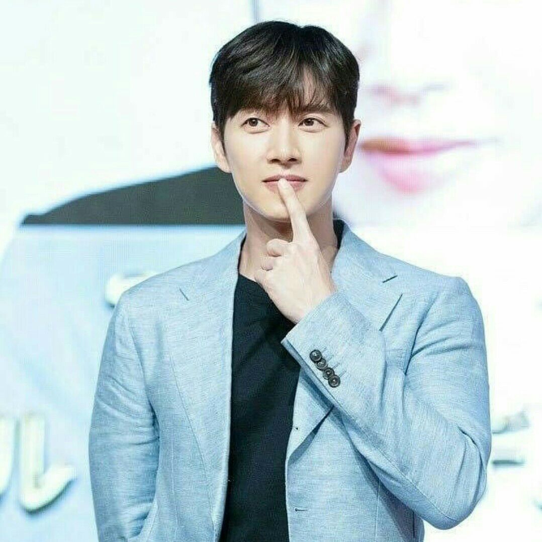 Cuplikan di balik layar dari Park Haejin