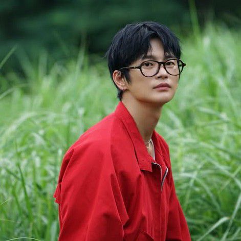 Recent activity shot of Seo Inguk