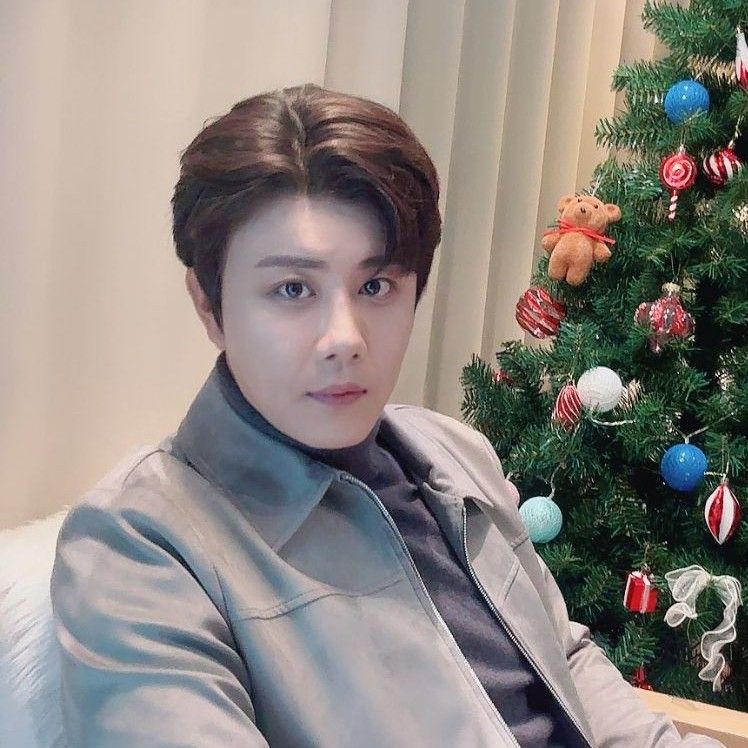 粉丝拍下的晋海成瞬间