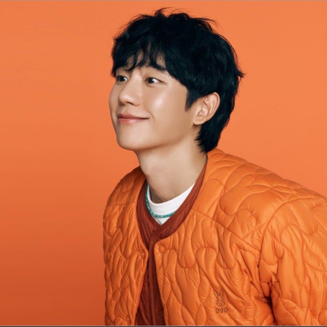 Recent activity shot of Jung Haein