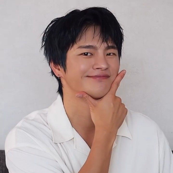 Recent activity shot of Seo Inguk