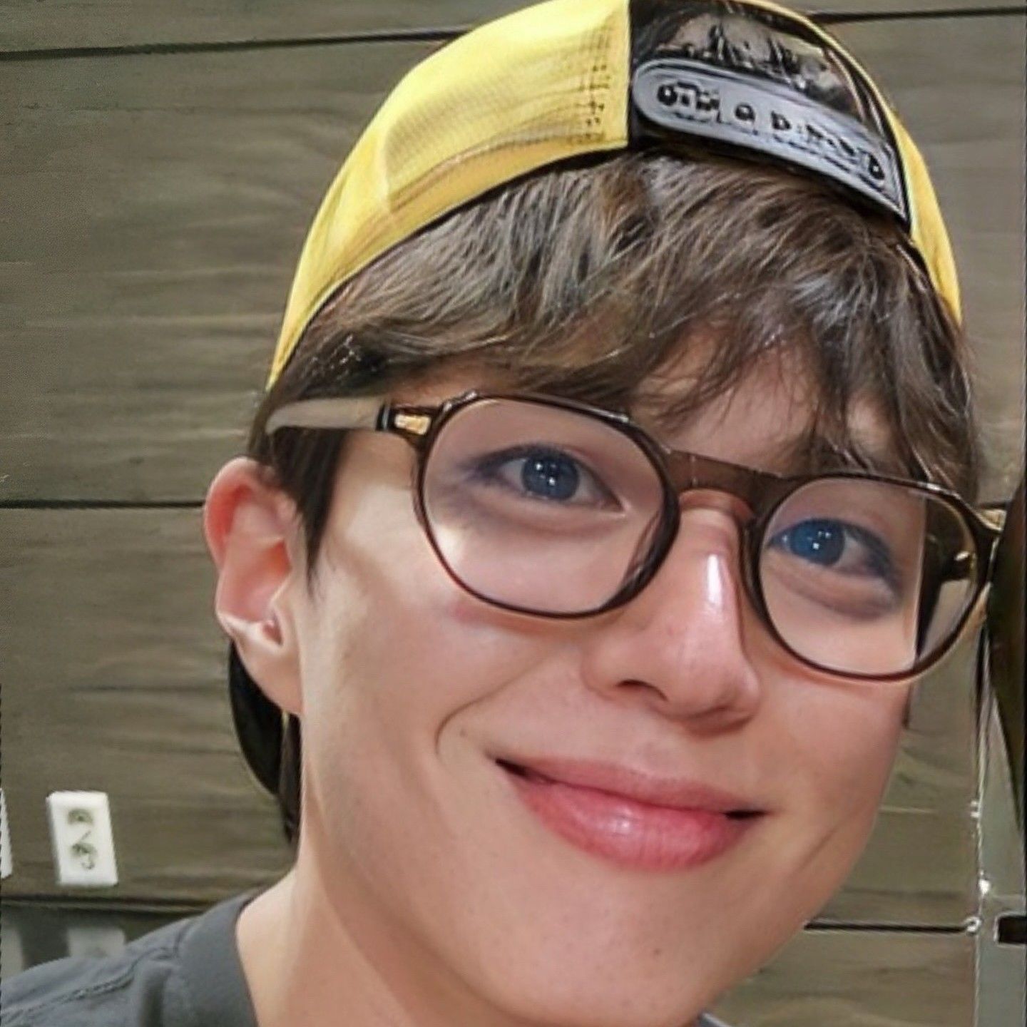 Behind-the-scenes cut of Park Bogum