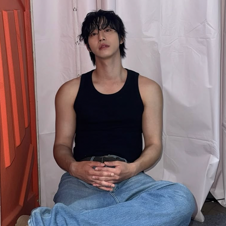 Recent activity shot of Ahn Hyoseop