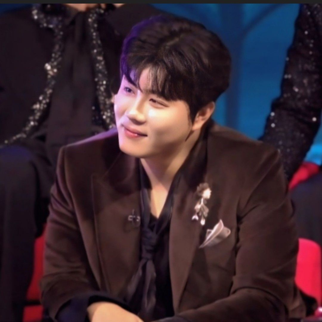 チン・ヘソンの最新写真