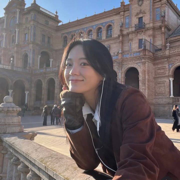 A moment captured by a fan of Kim Sejeong