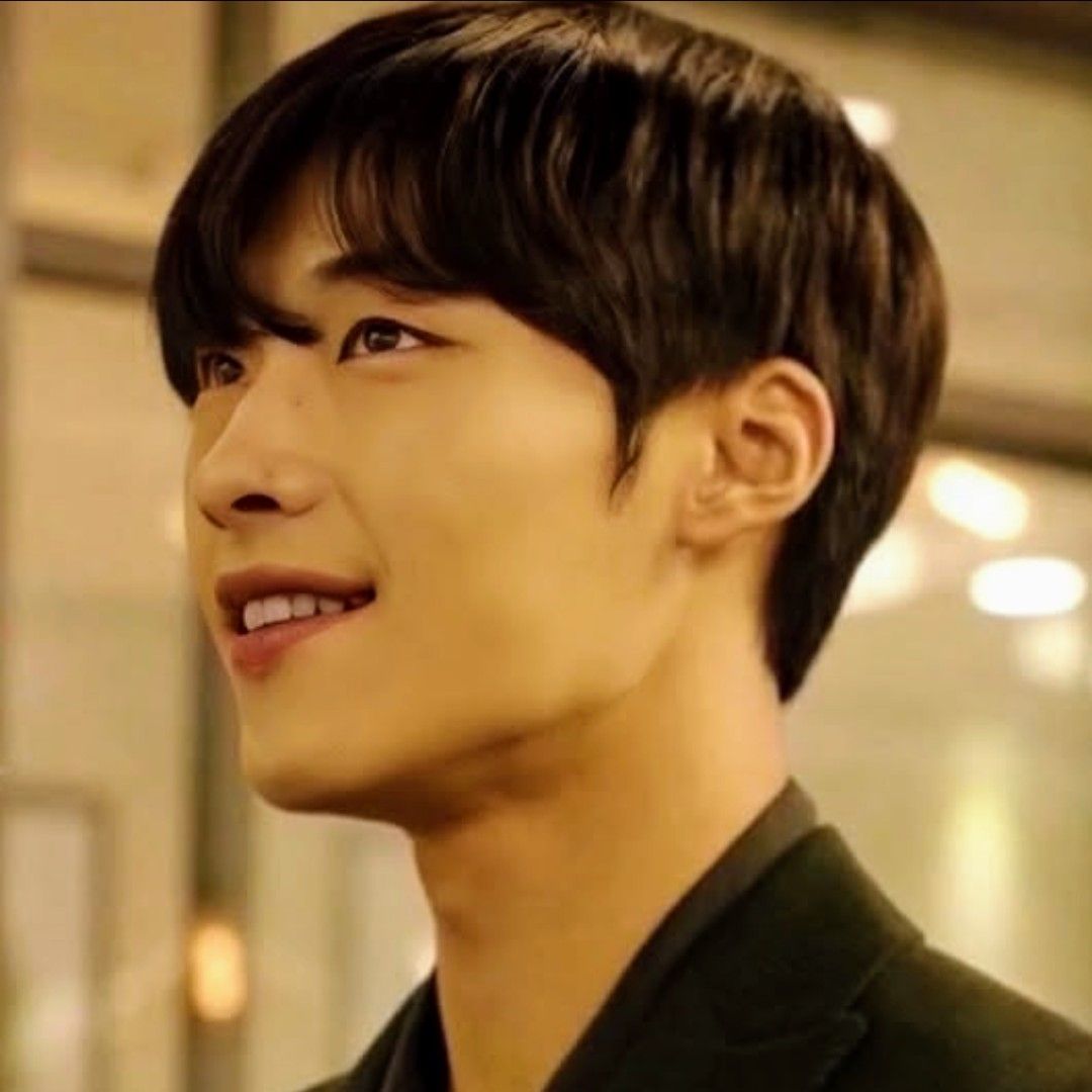 Behind-the-scenes cut of Woo Dohwan