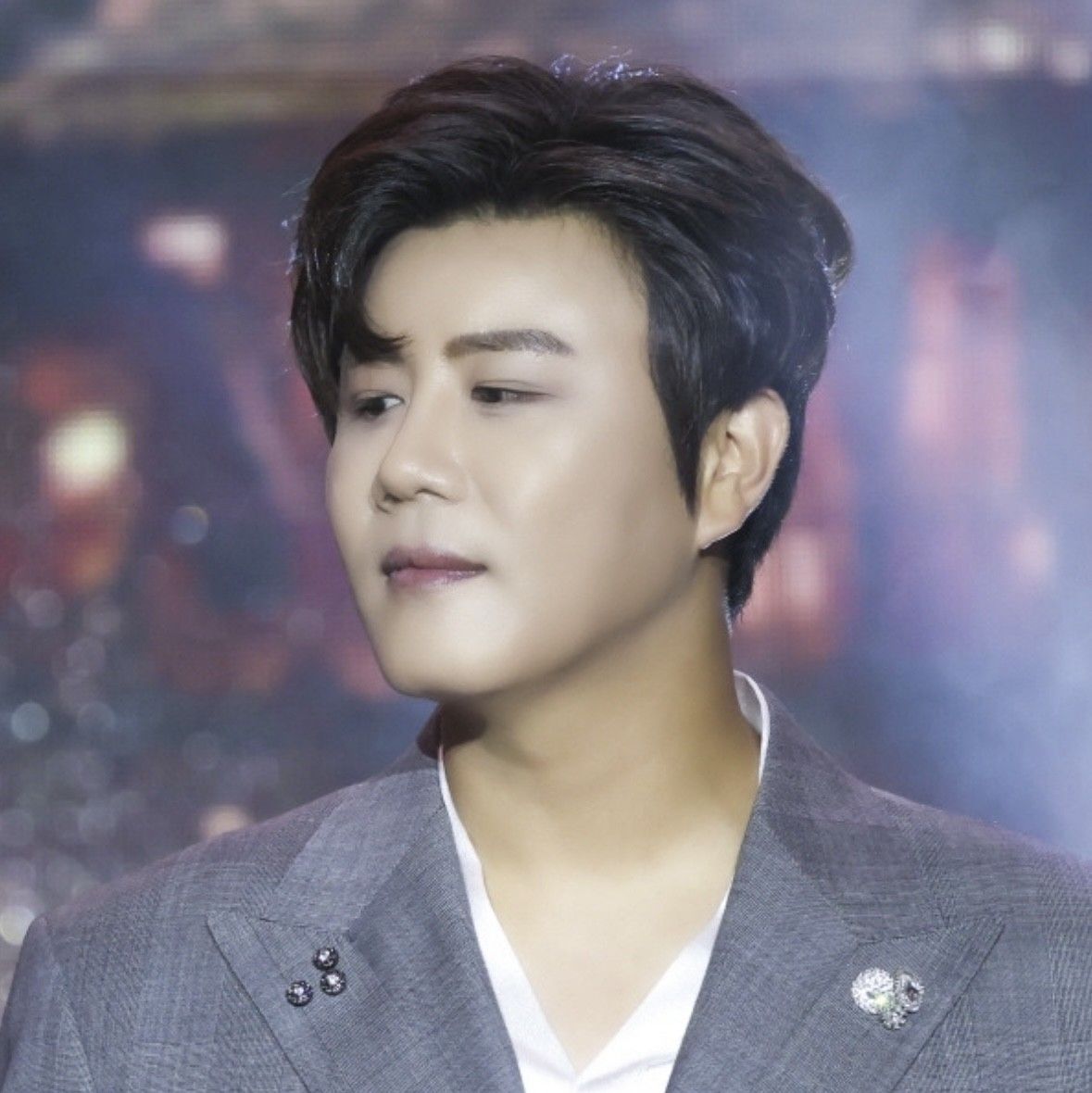 Behind-the-scenes cut of Jin Haesung