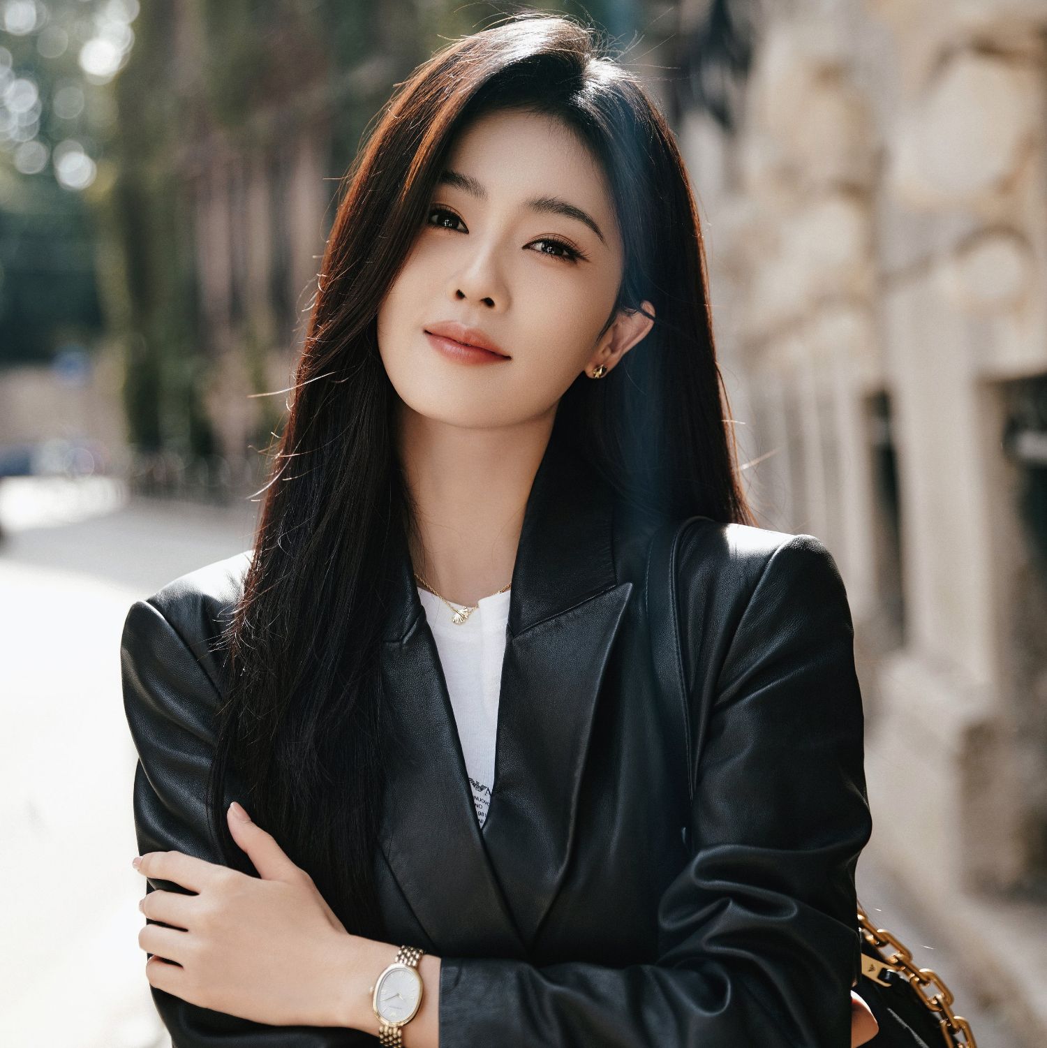 Recent activity shot of Bai Lu