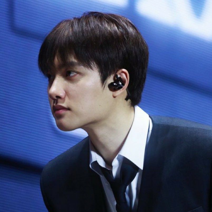 Cuplikan di balik layar dari Doh Kyungsoo (D.O.)